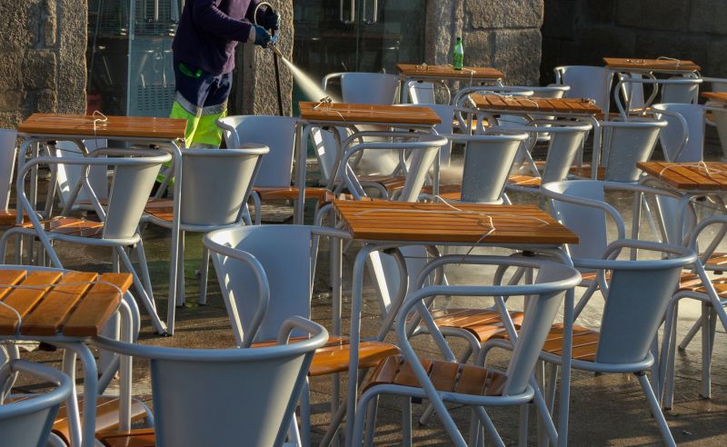 Holiday Discounts on Patio Services